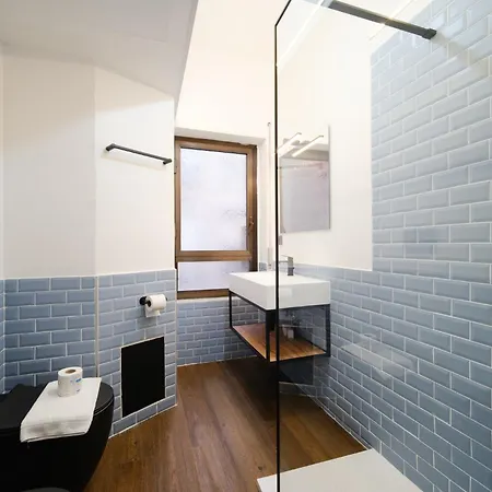 Cavour's Dream By Buddyrent * Roma